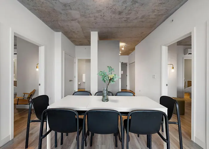 Corporate-friendly 4br Stylish & Hotel