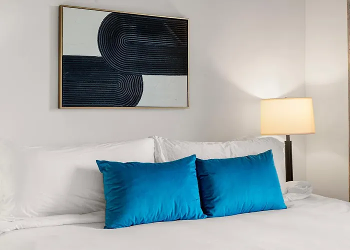 Hotel Corporate-friendly 4br Stylish &