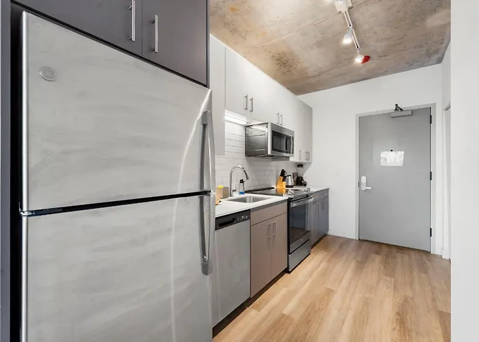Corporate-friendly 4br Stylish & Hotel *