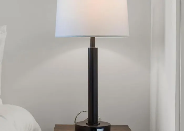 Corporate-friendly 4br Stylish & *